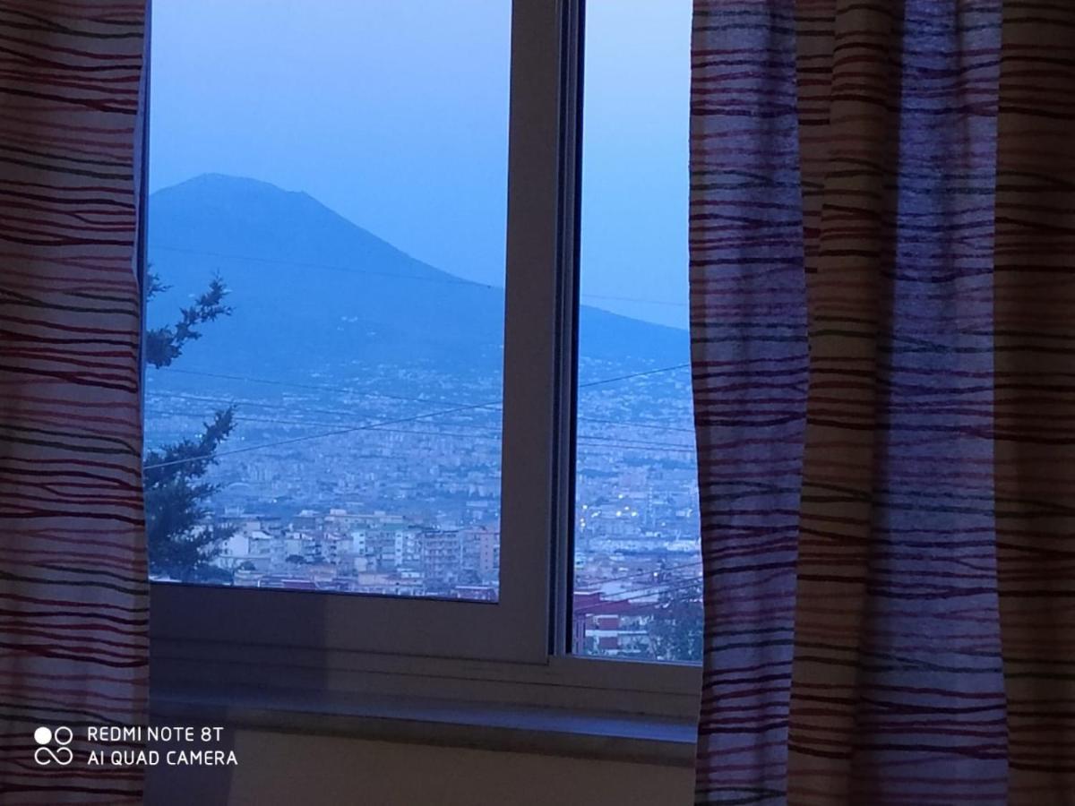 Una Nuova Luna Ai Camaldoli เนเปิลส์ ภายนอก รูปภาพ